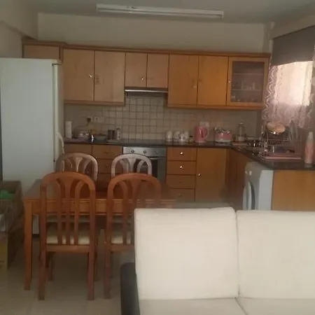 5 Minutes To The Beach Homestay