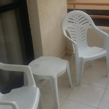 5 Minutes To The Beach * Παραλίμνι